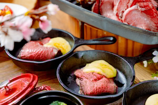 스킬렛에 담아 제공