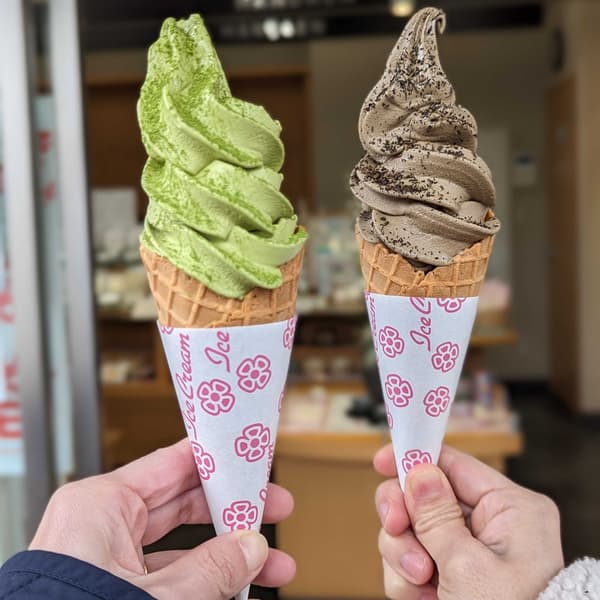 House-made Uji matcha and hojicha soft serve — exclusive to the Ogikubo Store