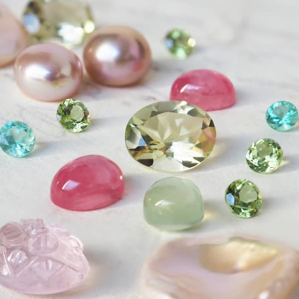 Diverse spring-colored loose stones gathered together