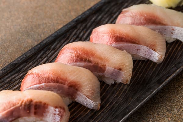 하시구치 수산 방어 니기리