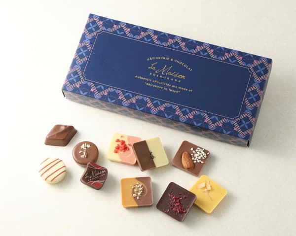 Carré & Shirokane Chocolat ¥1,620 (tax included)