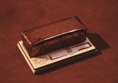 The Premium Caramel Brandy Cake detail