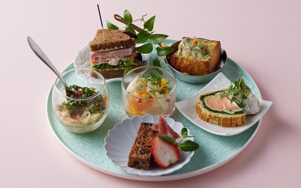 스프링 컬렉션 애프터눈 티를 위한 6가지 세이보리 요리