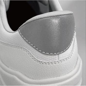 วัสดุสะท้อนแสงบนรองเท้า