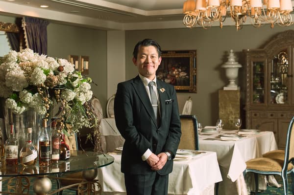 Gerente de restaurante y sumiller Akihiro Shoji
