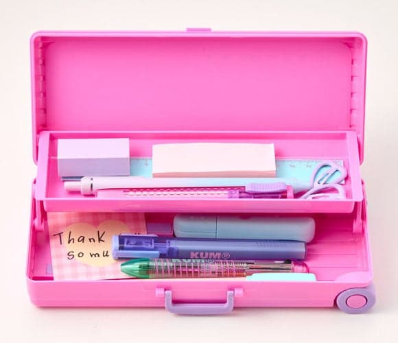 트레이가 있는 넉넉한 수납 공간