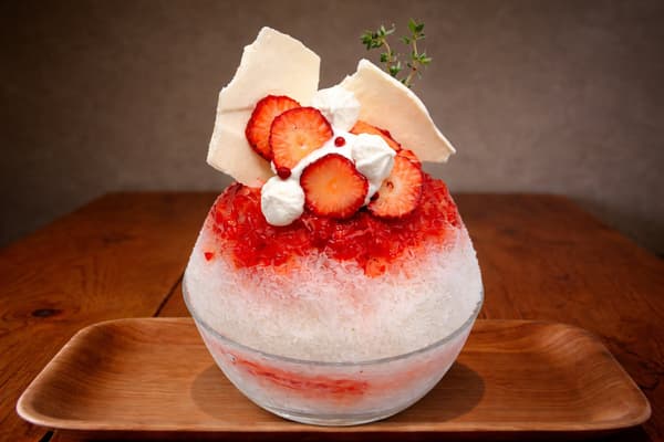 Sakura Strawberry Eton Mess — spring in every bite