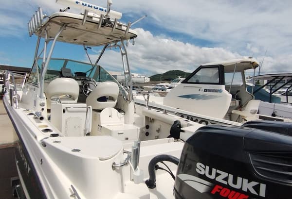 Off to the islands by cruiser