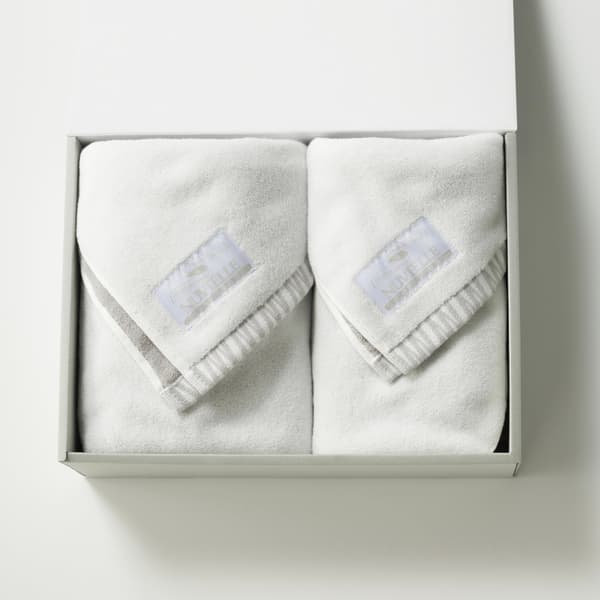 ผ้าเช็ดตัว + ผ้าเช็ดหน้า