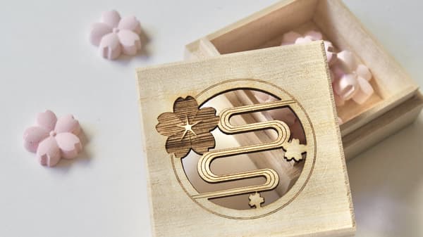 桐木盒裝的香薰精油與石套組