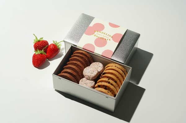 Cookie Assortment Cacao & Berries