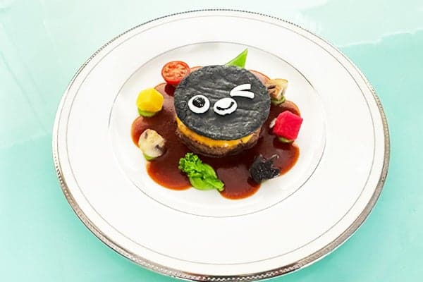 Suica's Penguin main meat dish – hamburger steak
