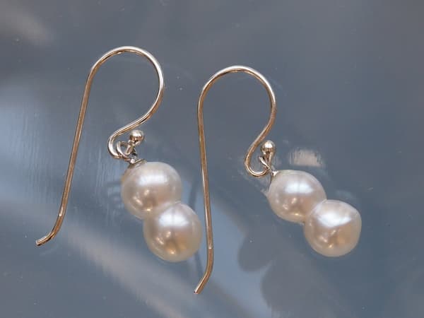 Pendientes de perlas gemelas