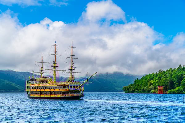 蘆之湖 箱根觀光船