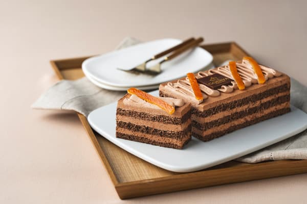GODIVA Chocola Cheesecake and Chocolat Orange
