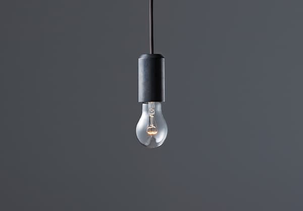 Bullet Black ¥33,000 (세금 포함)