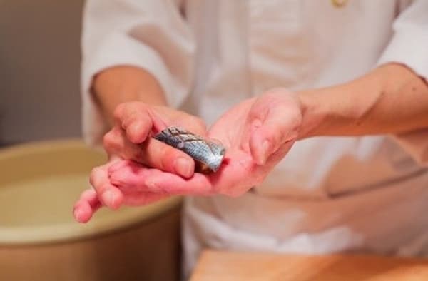 Preparing homemade kohada