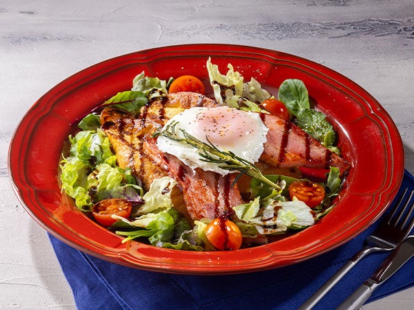 Salad-Style Bacon Egg French Toast ¥1.848 (termasuk pajak)