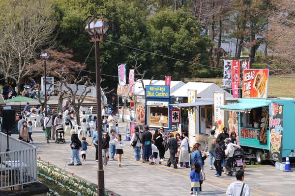 Area makan selama acara