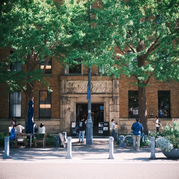 咖啡馆步行场景