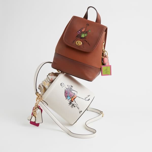 COACH PLAY KYOTO interior view