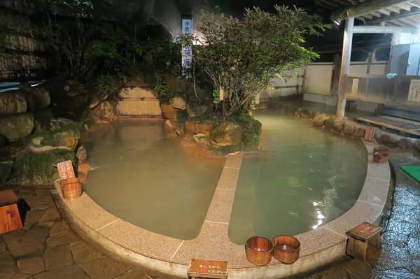 Rotenburo(open air bath)