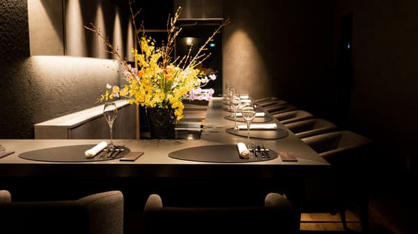 Chef Shinji Harada at AMANTE GINZA