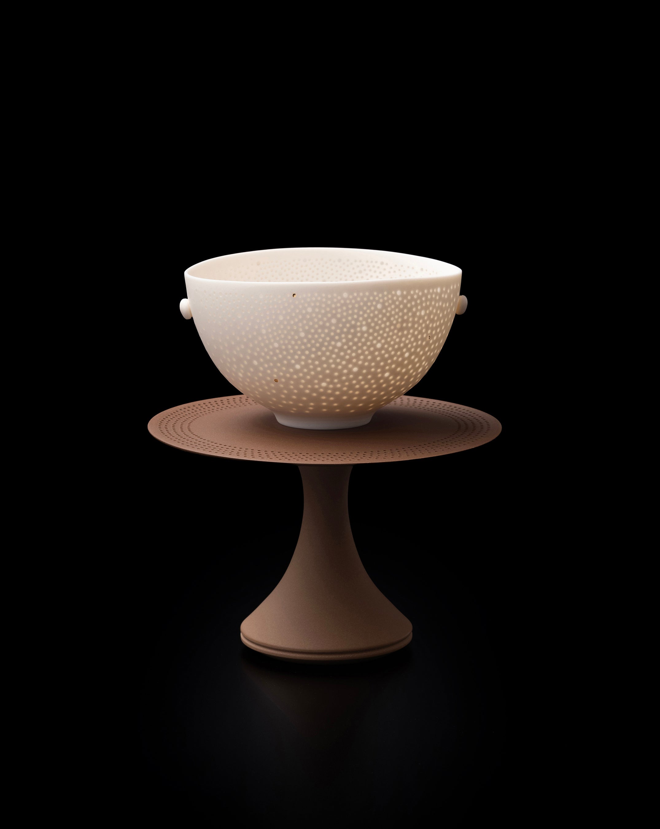 Akio Niisato - Hikari Sakazuki & Stand Cup: w9 × d7.5 × h4.8cm, Stand: φ10.8 × h6.5cm