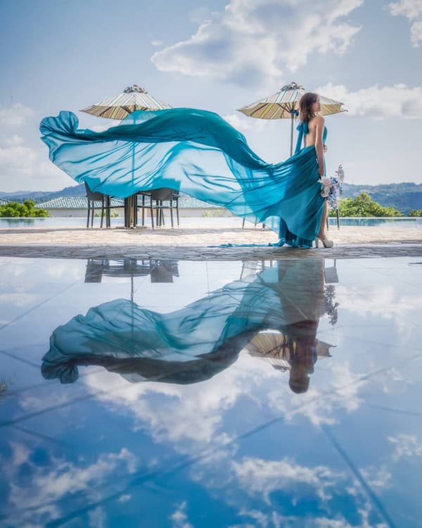 Marble lobby with beautiful reflections