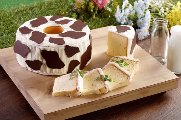 Chiffon cake yang dibuat dengan bahan-bahan Hokkaido