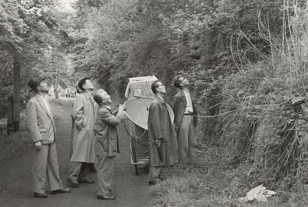 나카니시 고도(가운데)와 호시노 요시마사(오른쪽)