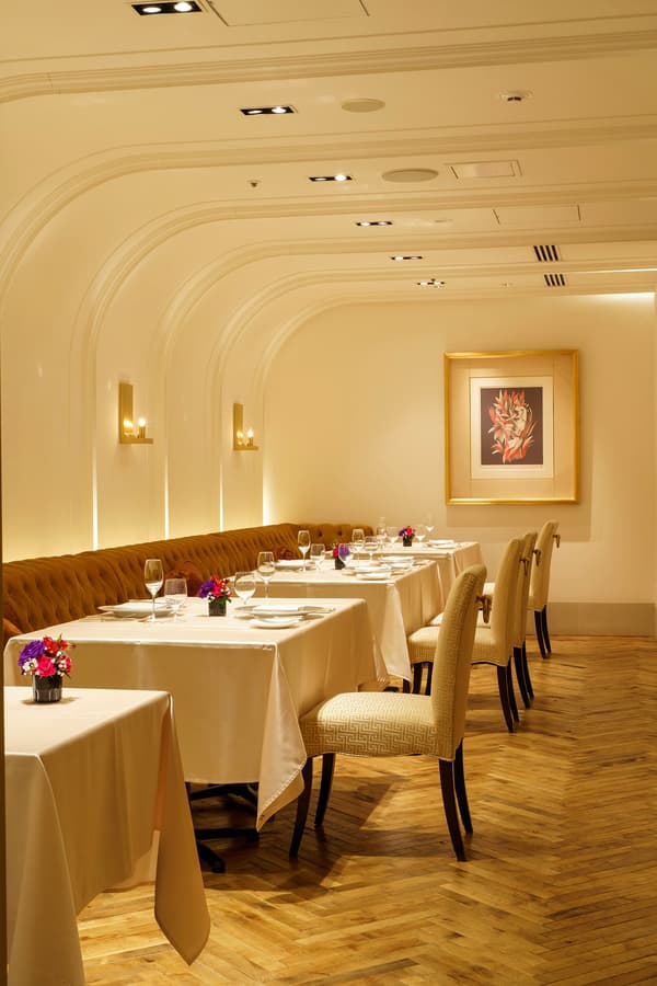 French Restaurant Le Chandor Interior