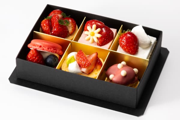 Hinamatsuri Sweets Box