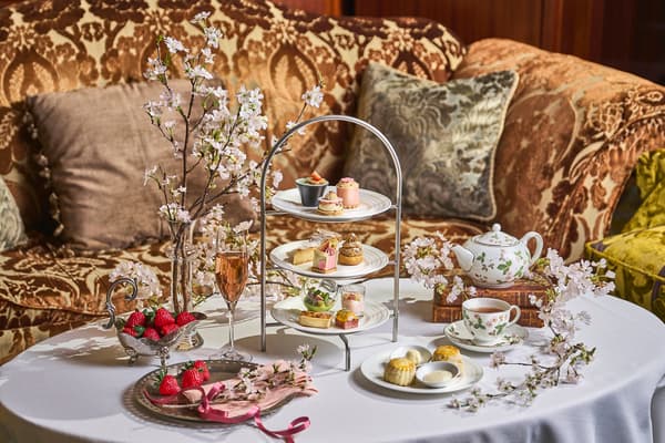 Té de la tarde «Sakura & Strawberry Royal» en The Lobby Lounge