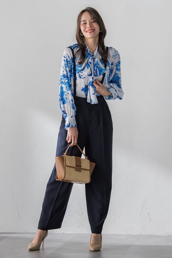 Blouse and pants coordinate