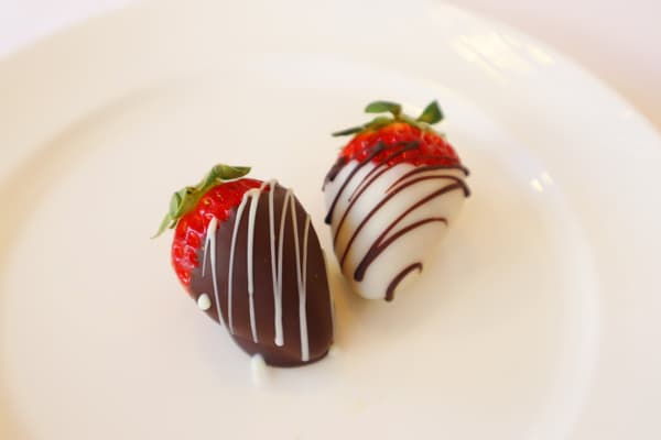 Strawberry Chocolate Canelé