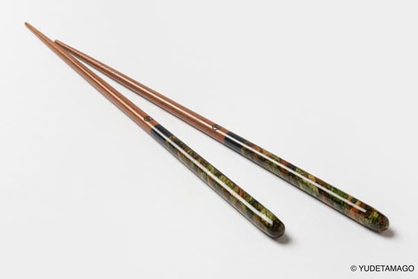 Chopsticks with KIN Mark