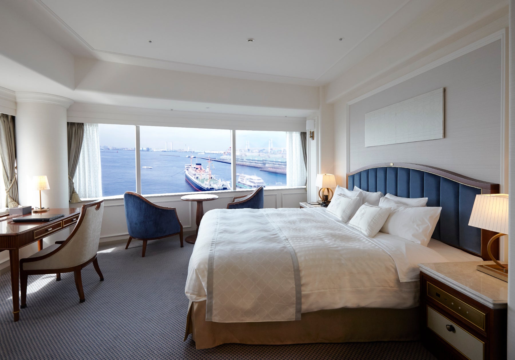 Tower Wing Superior Floor Bay Front Double Room