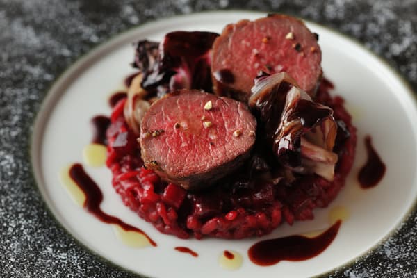 Risotto de venado y remolacha
