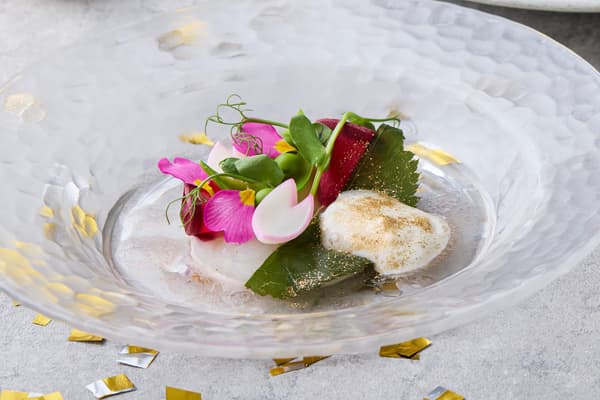 Spring of the Ruler: Hideyoshi's Brilliance dish