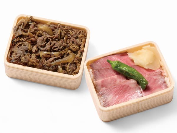 左：烤肉便当 580日元 / 右：低温牛排便当 680日元 — 肉类批发商小岛（品川Ecute）