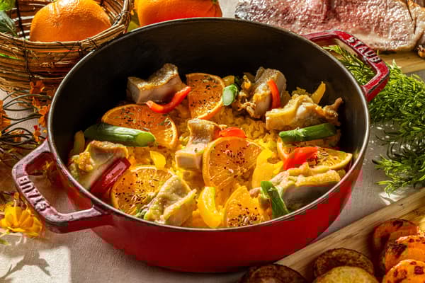 Orange-Flavored Chicken Paella