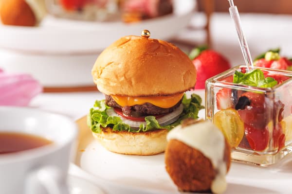 USDA Prime Beef Mini Cheeseburger