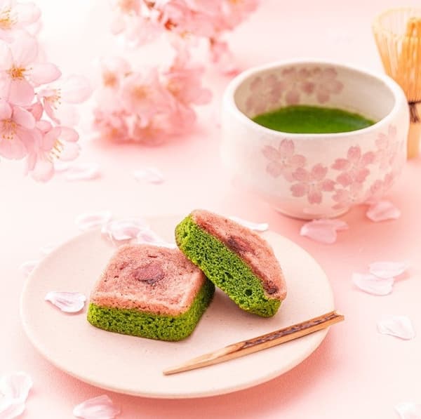 Sakura Matcha Financier
