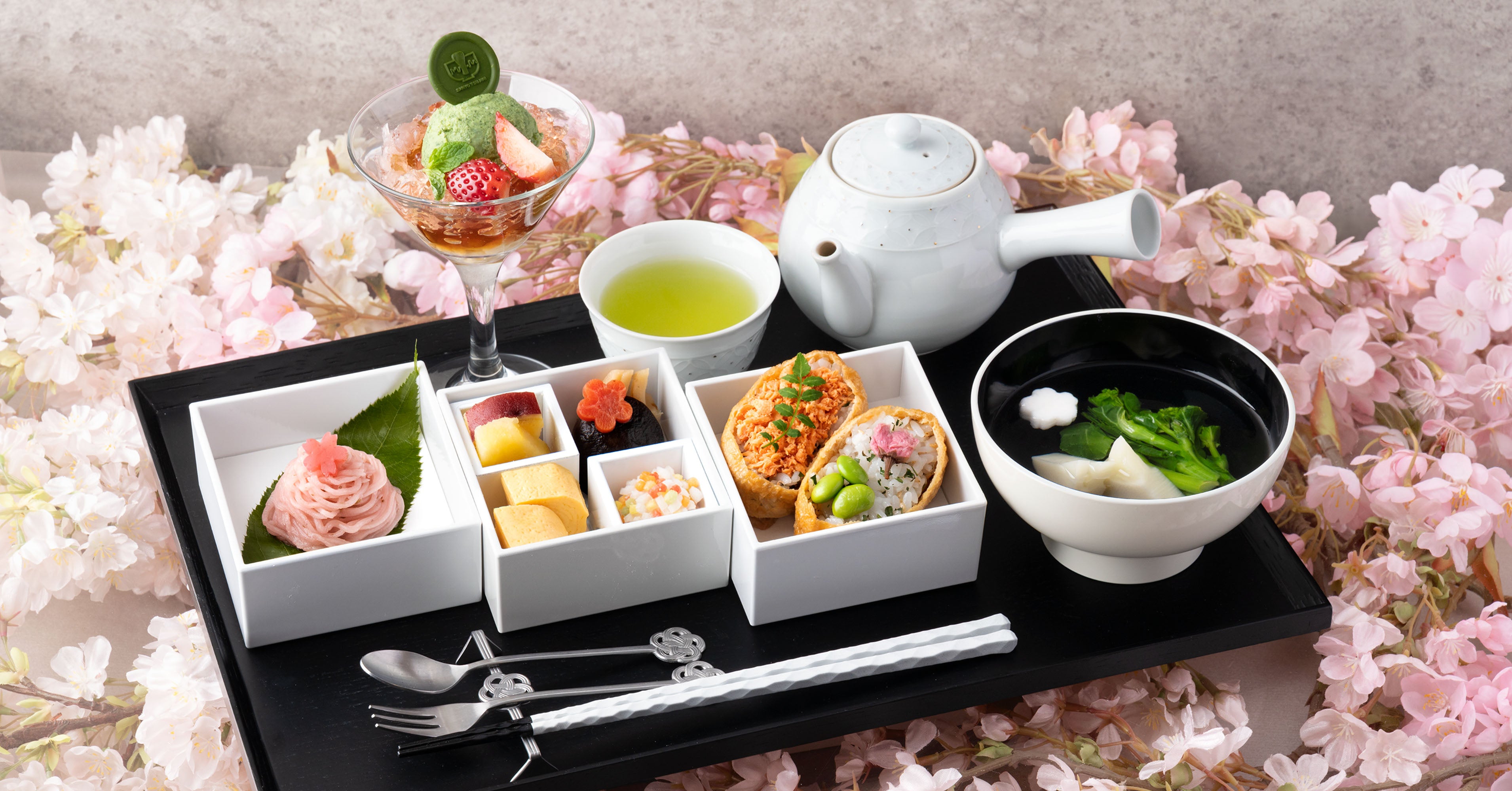 Spring Feast three-tiered box