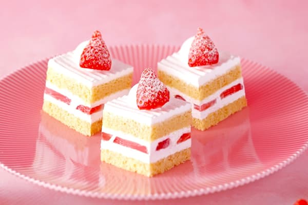 New Super Amaou Strawberry Shortcake