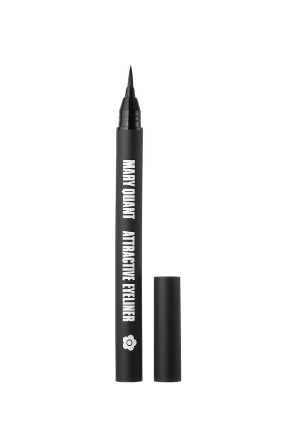 Attractive Eyeliner