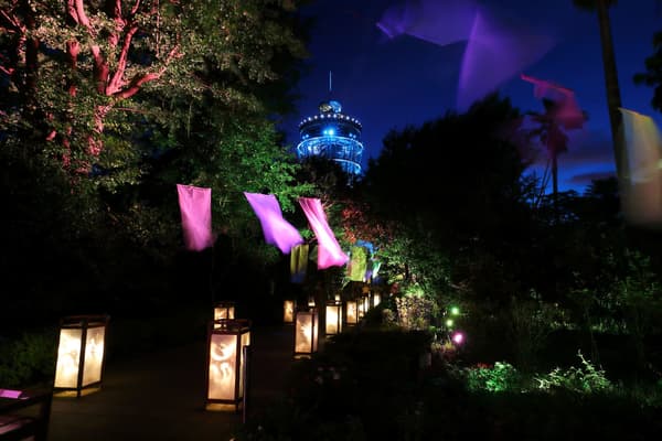 Enoshima Toro (Summer Lanterns)