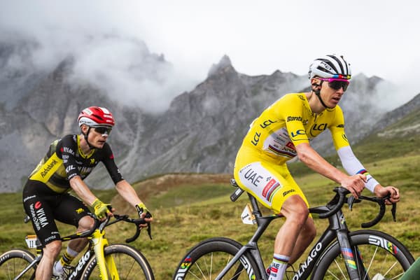 Escenas de la carrera del Tour de Francia 2025