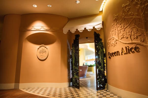 Queen Alice Entrance